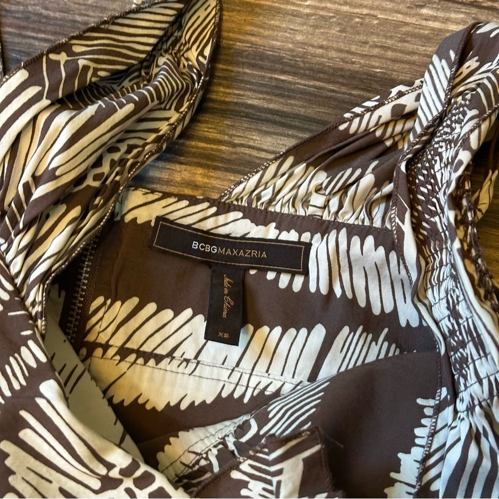BCBGMAXAZRIA Cocoa Combo Animal
Print Sleeveless MIDI Sundress. Size XS - Picture 9 of 14